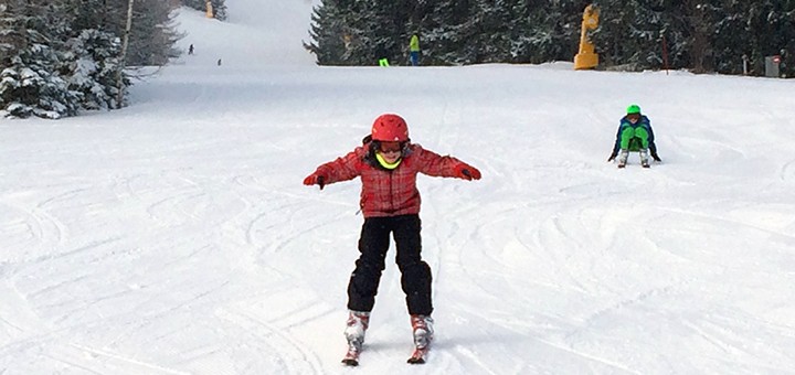 A gyerekekkel síelni egyik legnagyobb örömforrás – ha bírod a tempót